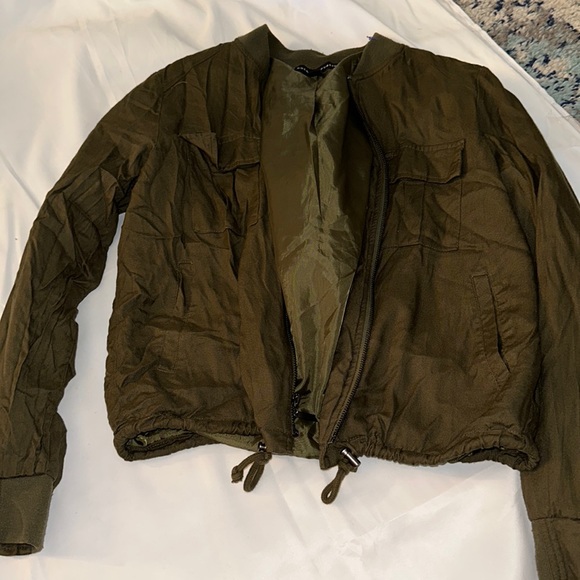 Lightweight Jacket - Picture 1 of 3